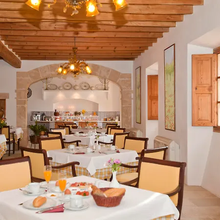 Estades Hotel 4*