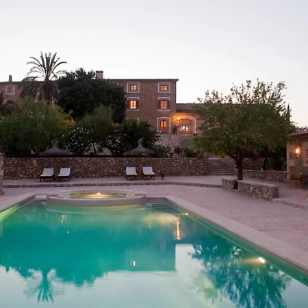 Estades Hotel