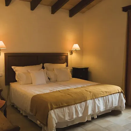 Estades Hotel
