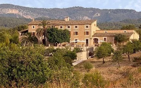 Estades 4*